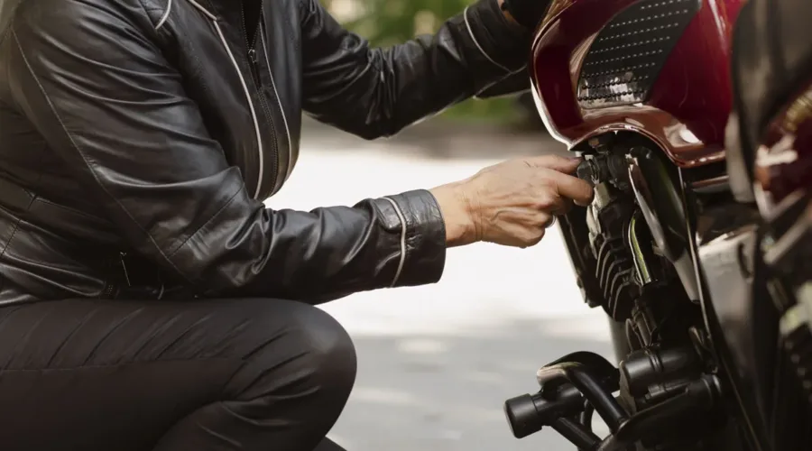 Cambio olio moto: tutto quello che devi sapere per mantenere il motore al top