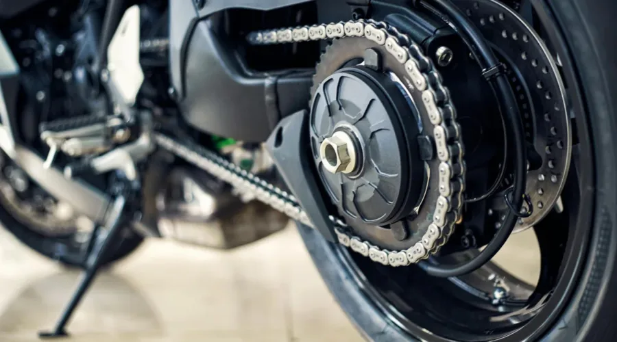 Preparare la moto per la stagione: guida completa per ripartire in sicurezza