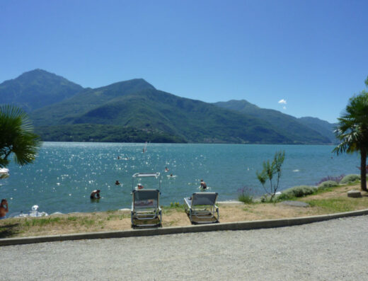 Camping Magic Lake