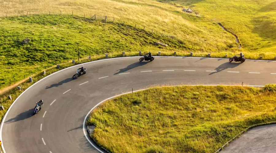 Lunigiana in moto: borghi, curve e passi tra Toscana ed Emilia
